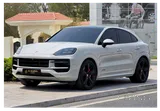 Porsche Cayenne GTS 2025